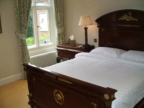 Warren House