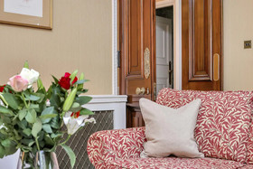 10 Curzon Street by Mansley Apartements