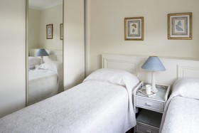 44 Curzon Street by Mansley Apartments