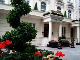 Abbey Court Hotel