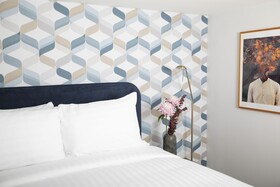 Aldgate Commercial House Apartments