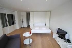 Aldgate East Studio by Mysquare