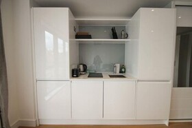 Aldgate East Studio by Mysquare