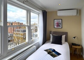 Berjaya Eden Park London Hotel