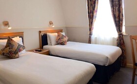 Berjaya Eden Park London Hotel
