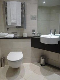 Bermondsey Square Hotel