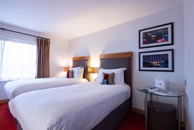 Bermondsey Square Hotel