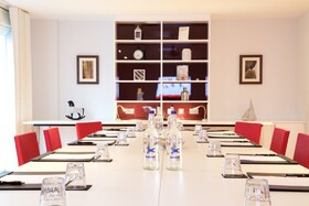 Bermondsey Square Hotel