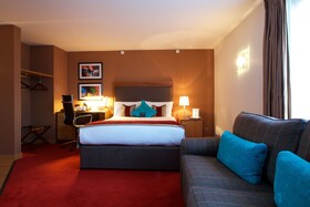 Bermondsey Square Hotel