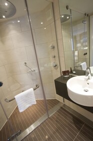 Bermondsey Square Hotel