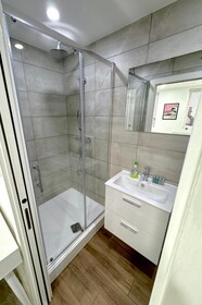 Charlotte Street Rooms by Allo Housing