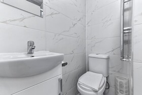 Charlotte Street Rooms by Allo Housing