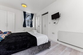 Charlotte Street Rooms by Allo Housing