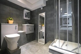 Charlotte Street Rooms by Allo Housing