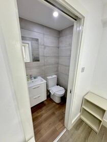 Charlotte Street Rooms by Allo Housing