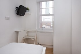 Charlotte Street Rooms by Allo Housing