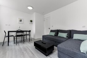 Charlotte Street Rooms by Allo Housing