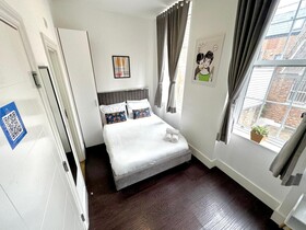 Charlotte Street Rooms by Allo Housing