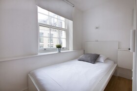 Charlotte Street Rooms by Allo Housing