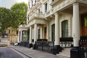 Cheval Hyde Park Gate