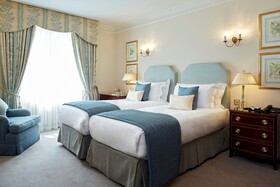 Cheval Hyde Park Gate