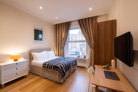 Courtfield Gardens Apartments