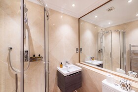 Courtfield Gardens Apartments