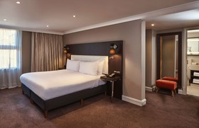 DoubleTree by Hilton Hotel London - Ealing