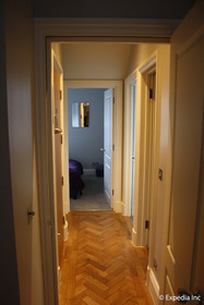 Flying Butler - Barons Court Apartments