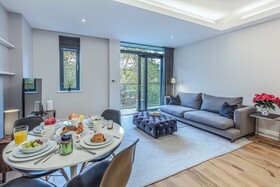 Grays Inn by Q Apartments