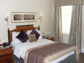 Hendon Hall