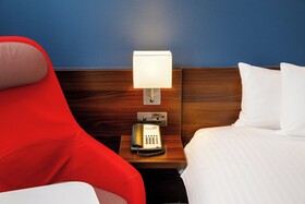 Holiday Inn Express London - Excel