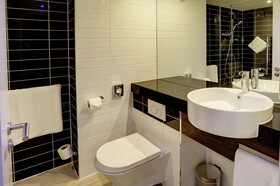 Holiday Inn Express London - Excel