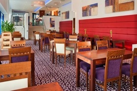 Holiday Inn Express London - Golders Green North
