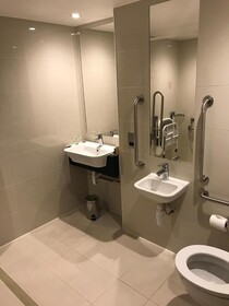 Holiday Inn London - Kensington High St.