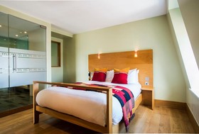 Hotel Megaro