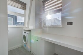 Hybrid Resi - Fulham