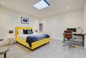 Hybrid Resi - Fulham
