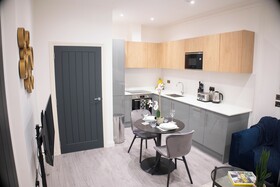 Hybrid Resi - Fulham