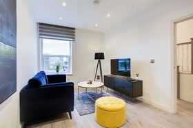 Hybrid Resi - Fulham