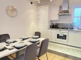 Imperial Mews House