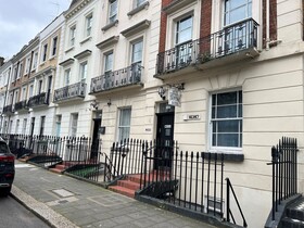 Ivy House Hotel