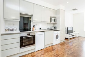 LCS Liverpool Street Apartments