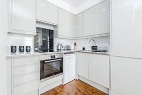 LCS Liverpool Street Apartments