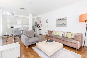 LCS Liverpool Street Apartments
