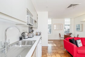 LCS Liverpool Street Apartments