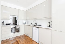 LCS Liverpool Street Apartments
