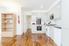 LCS Liverpool Street Apartments