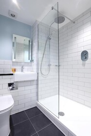 London Chigwell Prince Regent Hotel, BW Signature Collection