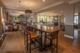 London Chigwell Prince Regent Hotel, BW Signature Collection